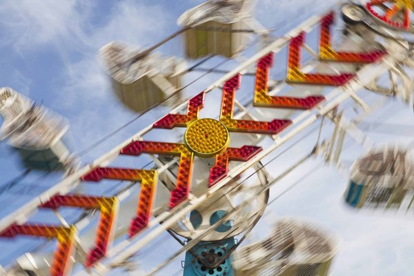 Pourquoi est-ce une bonne idée de visiter le parc d'attractions ?
